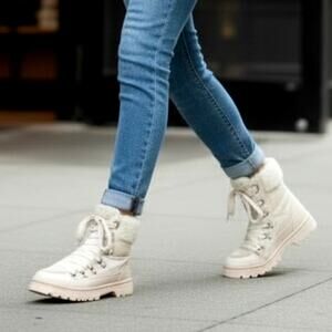 Dolce Vita Pace Cream Croc Boots Faux Shearling Lug Sole Cozy Sz 6.5